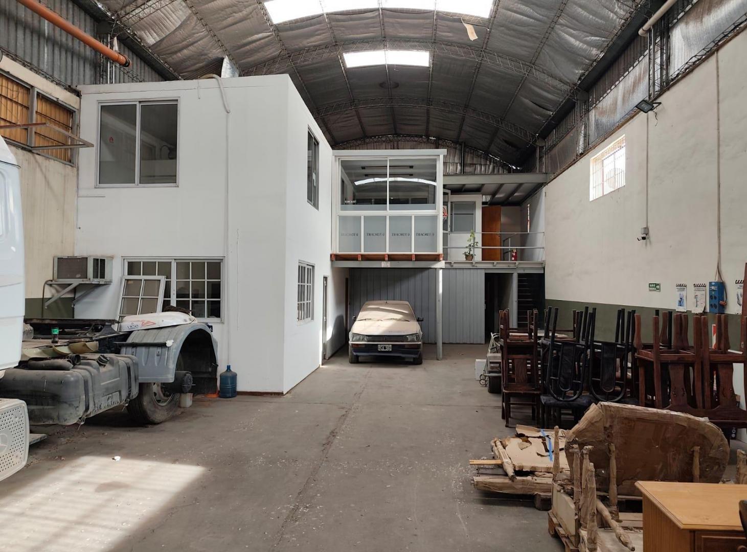 Foto de Galpon en venta en Guaymallén, imagen 1