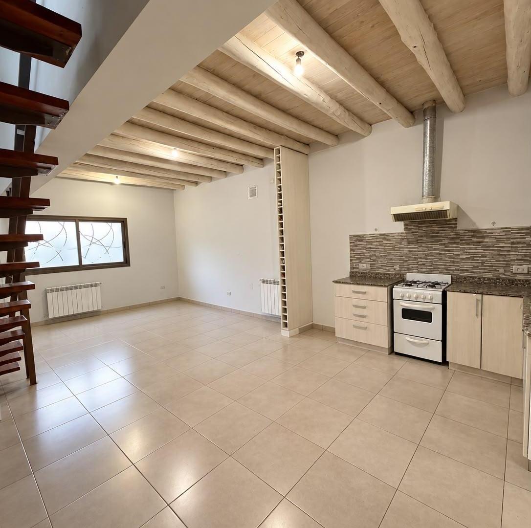 Foto de CASA EN VENTA - BARRIO PRIVADO LOS PARAÍSOS I – MAIPÚ, imagen 1