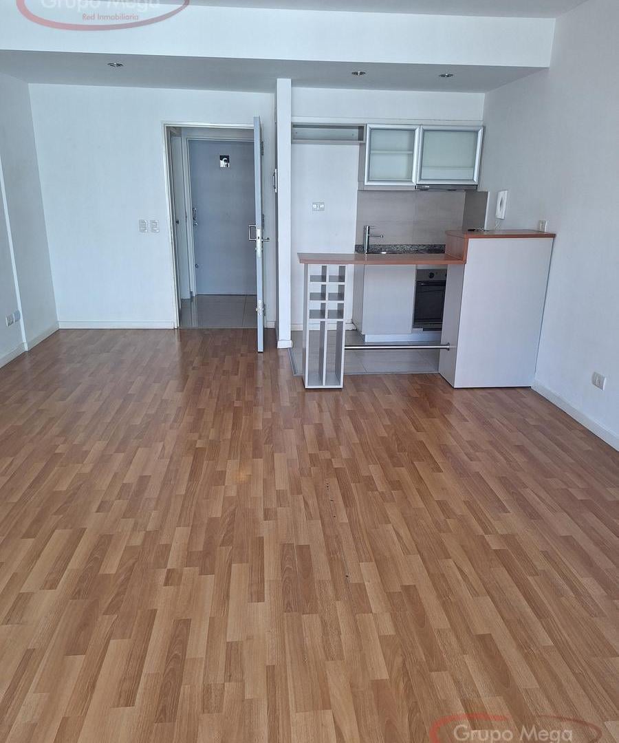 Foto de Departamento en Excelente Ubicación y Edificio con COCHERA!, imagen 3