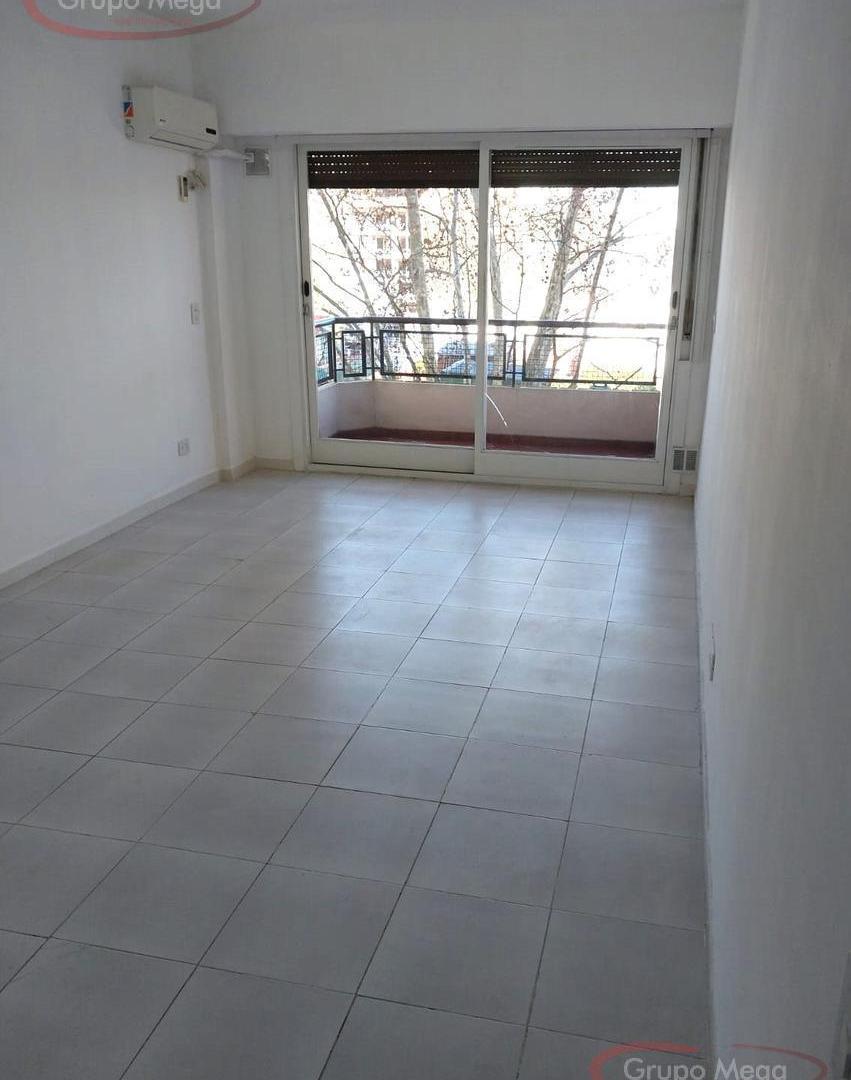 Foto de Monoambiente en Muy buena Ubicación, imagen 2