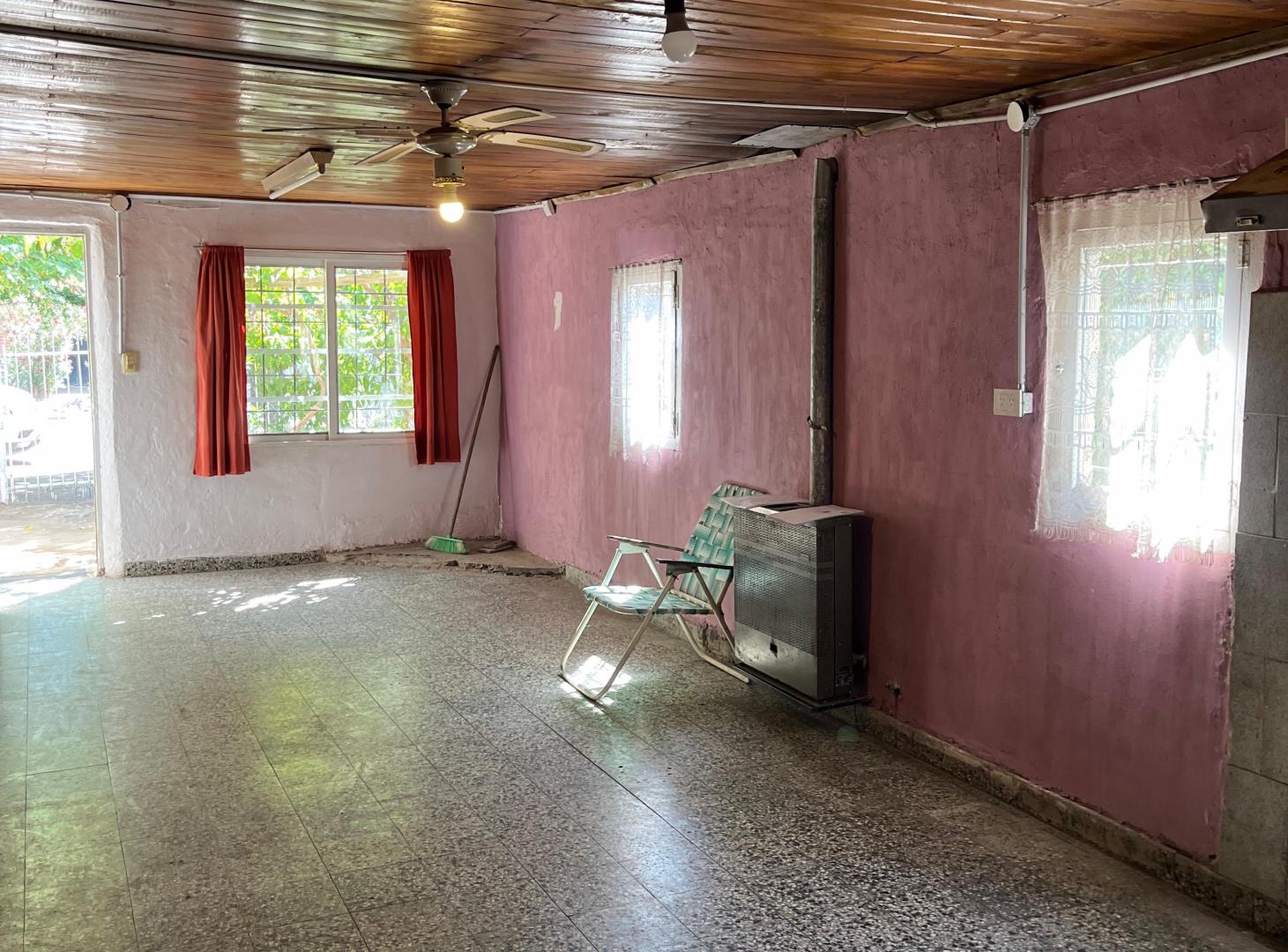 VENTA Casa Centenario 2 Dorm.