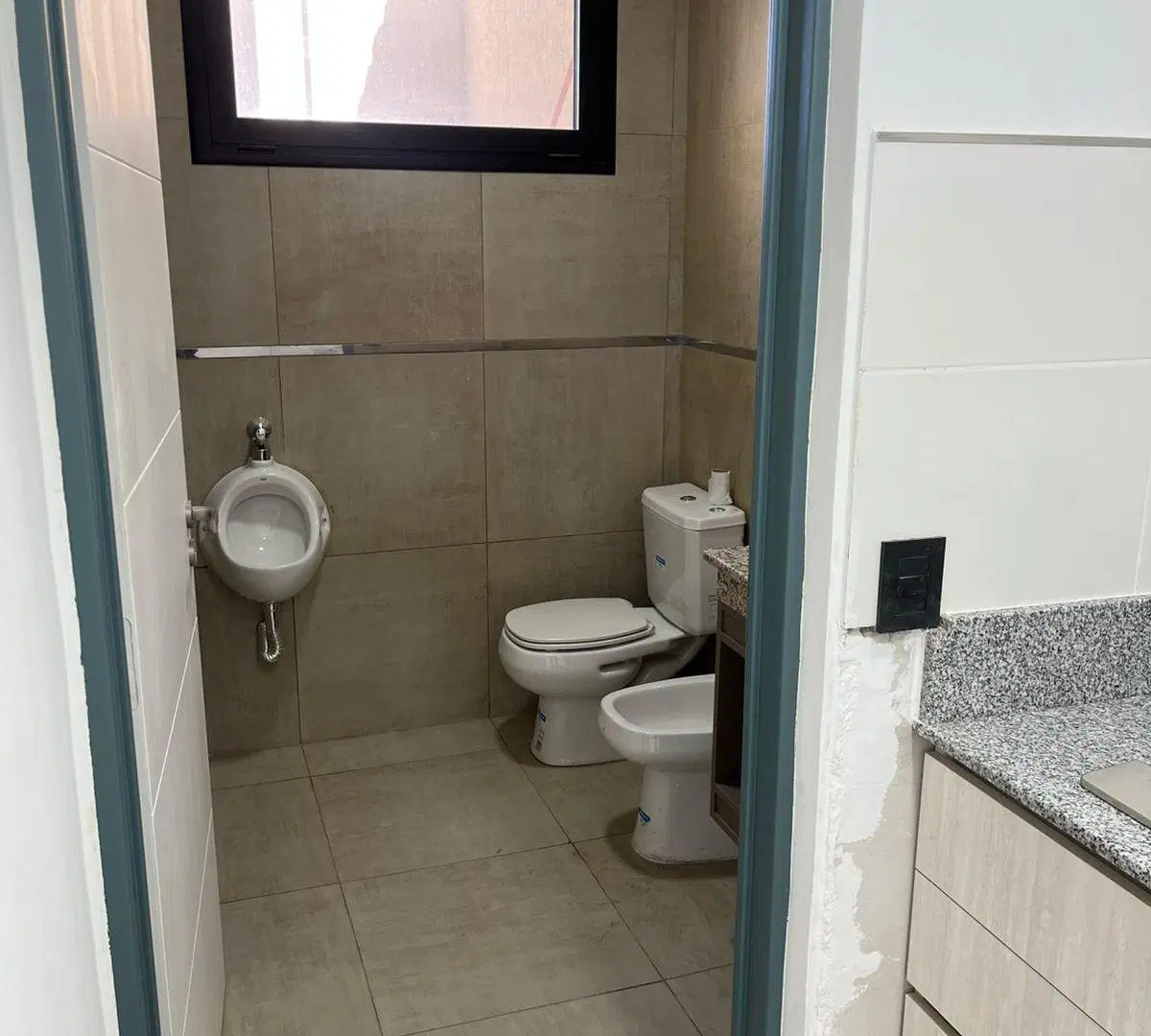 Oficinal Comercial Centenario 4