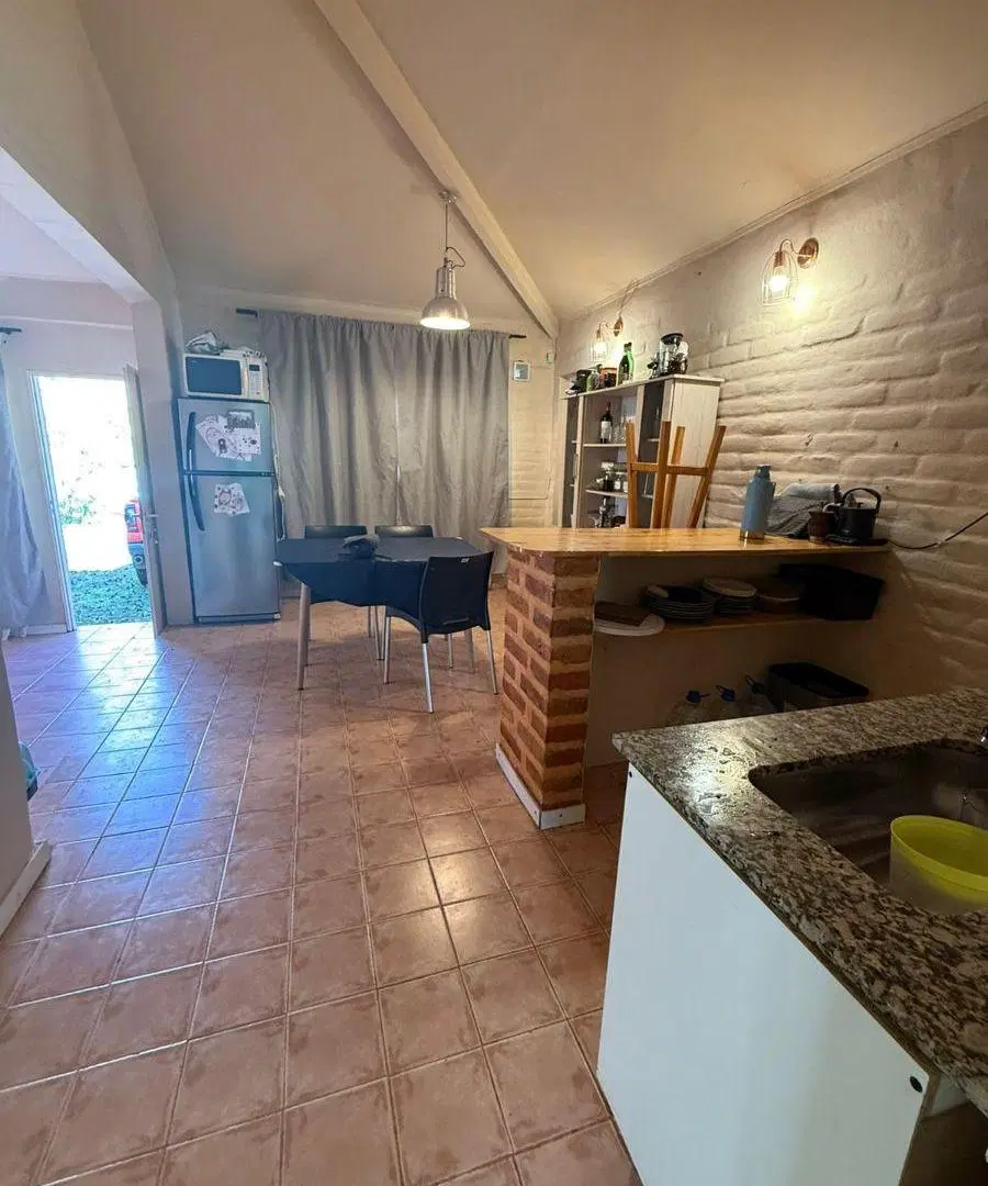 VENTA casa Villa Mari Menuco 4