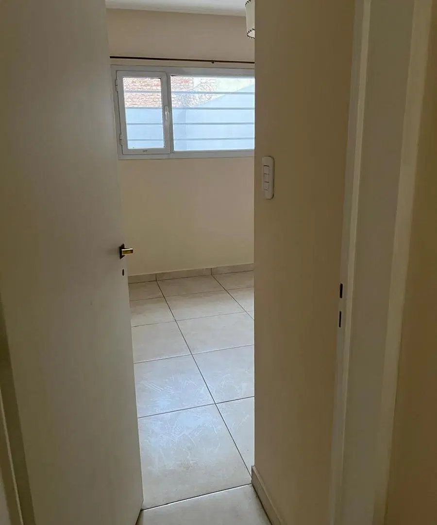 ALQUILER Duplex Centenario 2