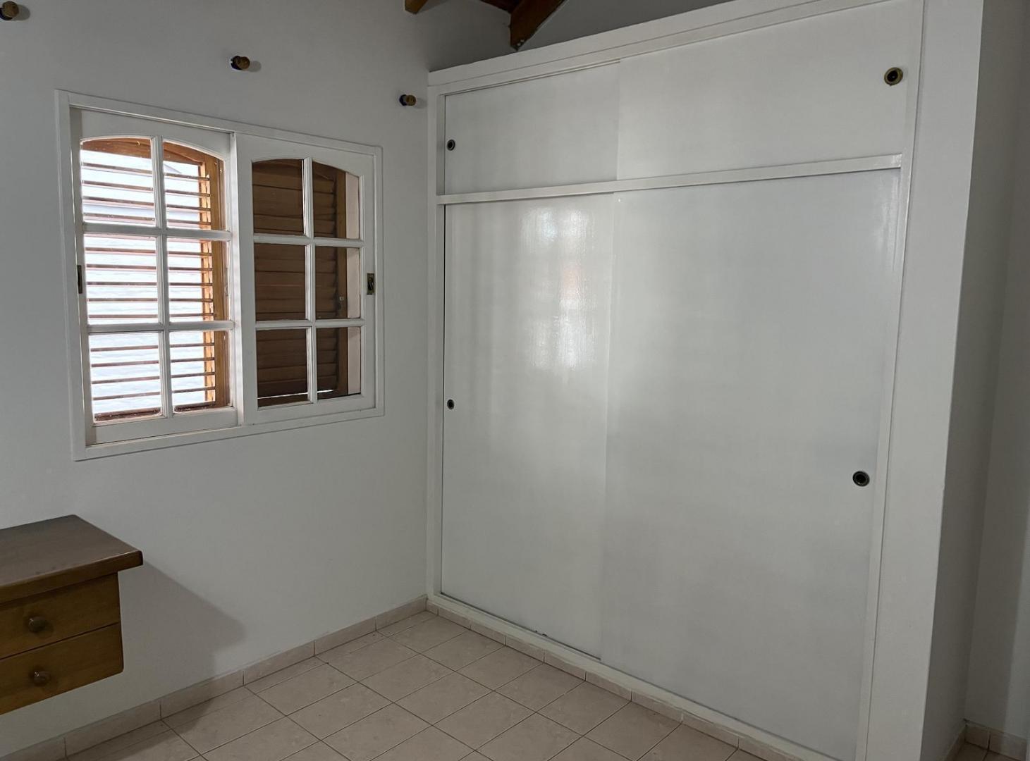 Foto de ALQUILER Casa 3 dorm. Santa Genoveva, imagen 5