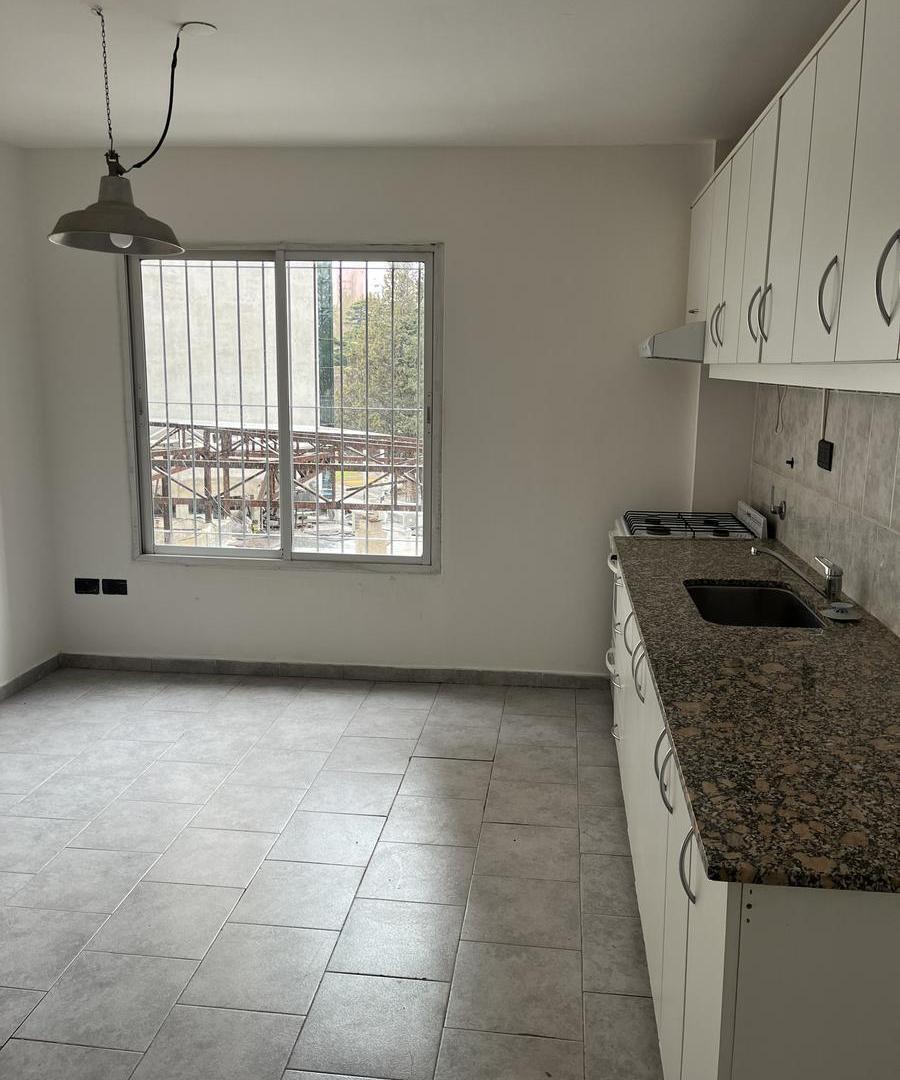 Foto de Alquiler Departamento 2 dormitorios Centro, imagen 2