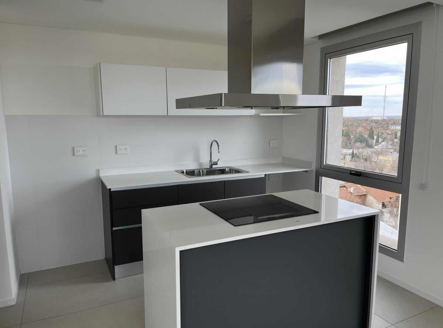 Foto de Alquiler departamento 2 dormitorios Torre Trade Neuquen, imagen 5