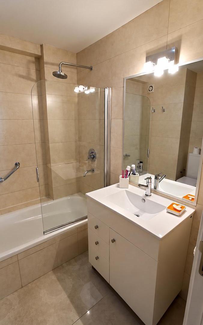 Foto de VENTA Departamento 2 dorm. con cochera - Centro, Neuquén, imagen 5