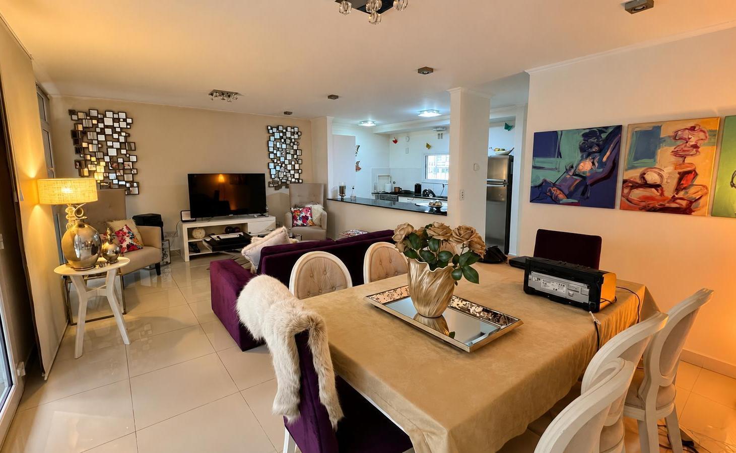 Foto de VENTA Departamento 2 dormitorios con cochera - Centro, Neuquén, imagen 3