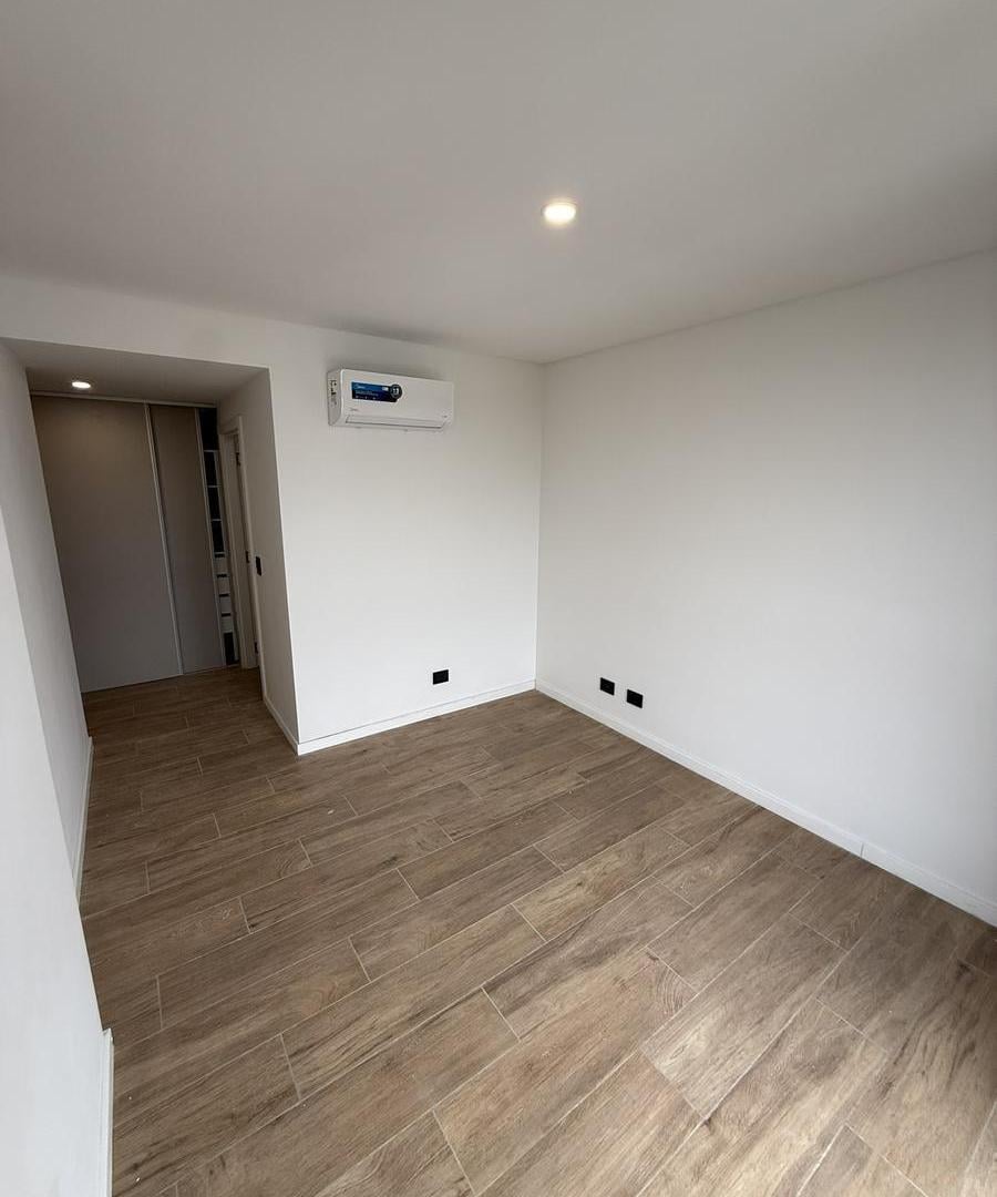 Foto de ALQUILER Departamento en Neuquen 2 dorm. cochera y baulera, imagen 5