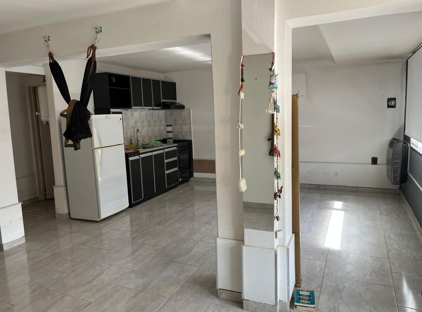 Foto de VENTA Casa Centenario 4 dorm., imagen 3