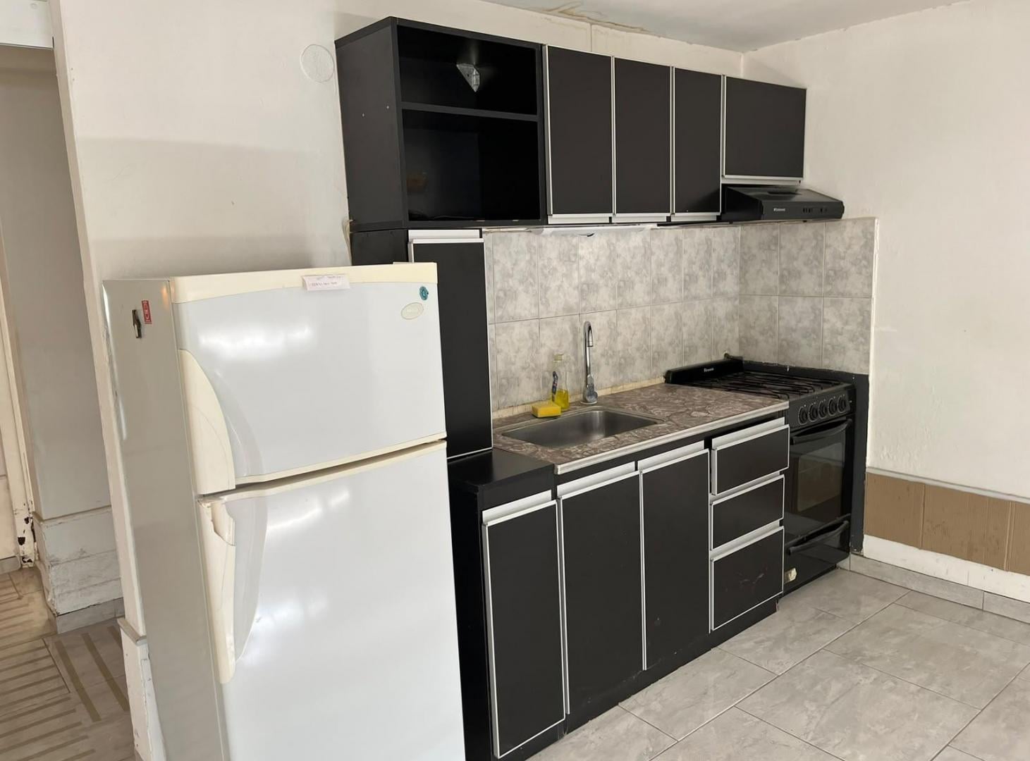 Foto de VENTA Casa Centenario 4 dorm., imagen 2
