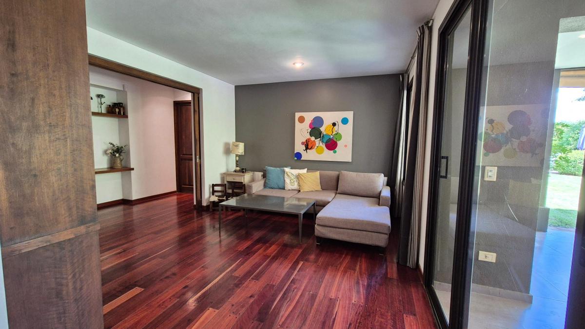 B° Pueyrredon Categoría Cubierta 428 m² Lote 1200 m² 2
