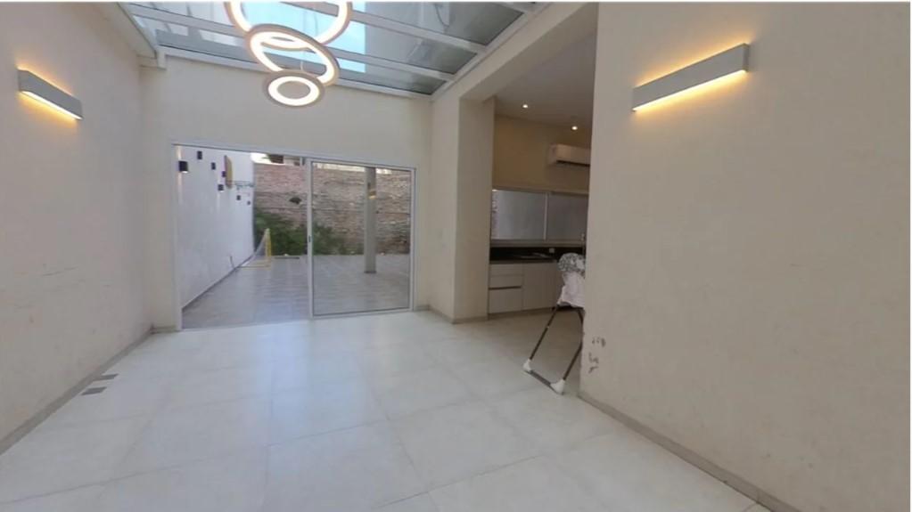 Casa de 6 Ambientes con Patio en Barracas - Terreno 1