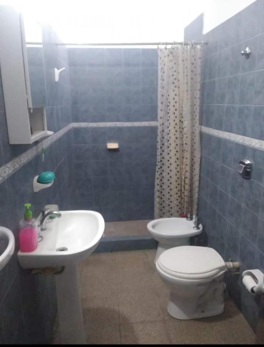 Venta Casa 2 Dorm. Colonia Caroya Córdoba Cochera Gas Natural Patio Cerrado 2
