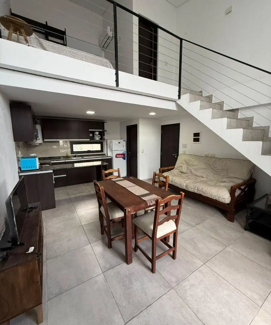 ALQUILER VILLA CARLOS PAZ DPTO TIPO LOFT AMOBLADO CON COCHERA A UNA CUADRA AV CARCANO 4