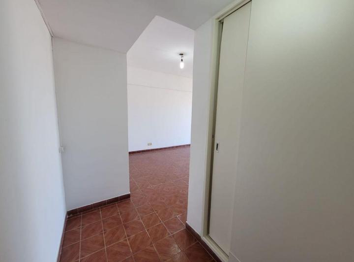 Monoambiente con balcón contrafrente vista panorámica ¡Solo 1% de gastos ! 4