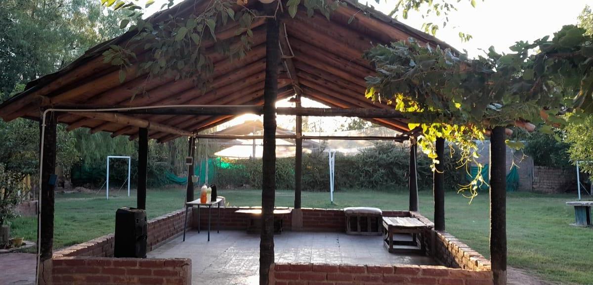 Oportunidad Casa Quinta con Pileta y Espacio Verde 3