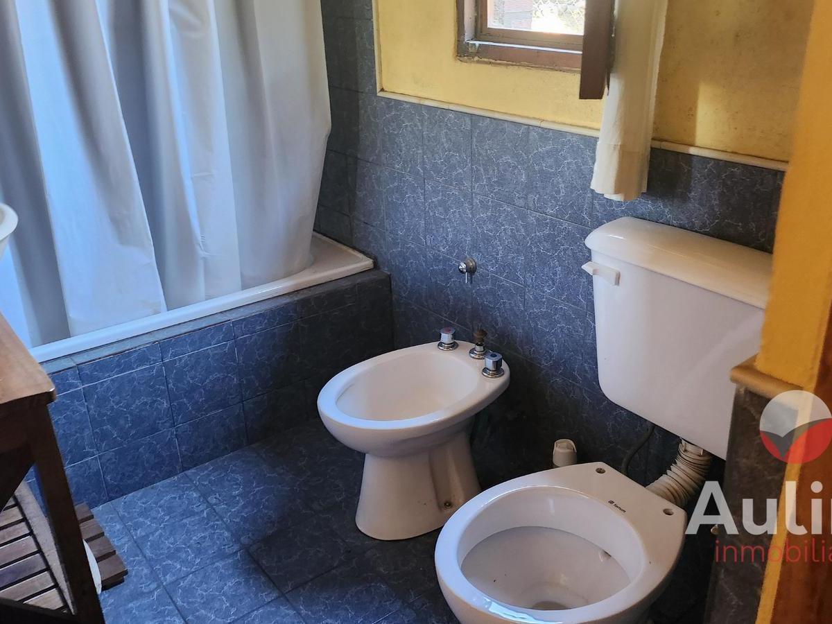 Dos Casas en Venta en Piedra Blanca, Merlo 5