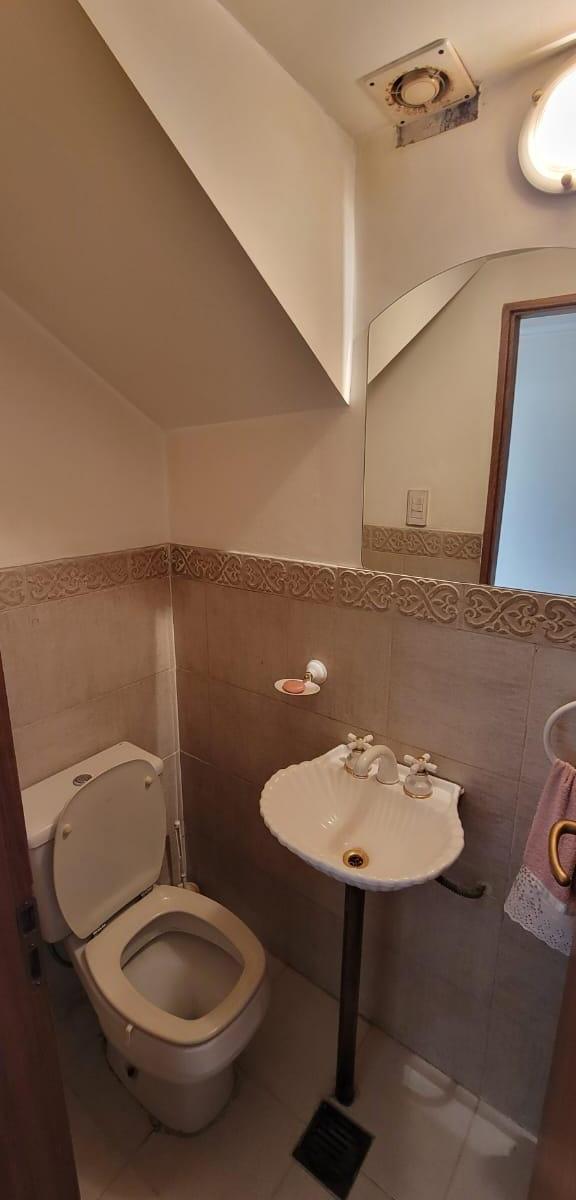Se Vende Casa en Barrio Escorial 3