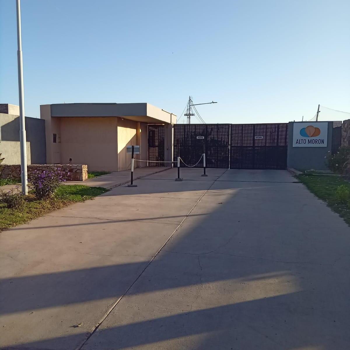 Excelente Terreno de 420 m² en Barrio Semi Privado - Listo Para Escriturar 4