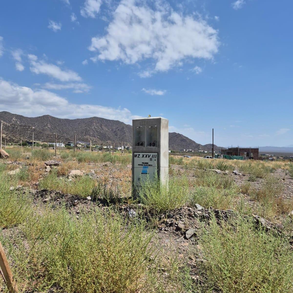 Terreno de 420 m² en Barrio La Bastilla - Ideal Para Proyecto de Construcción 4