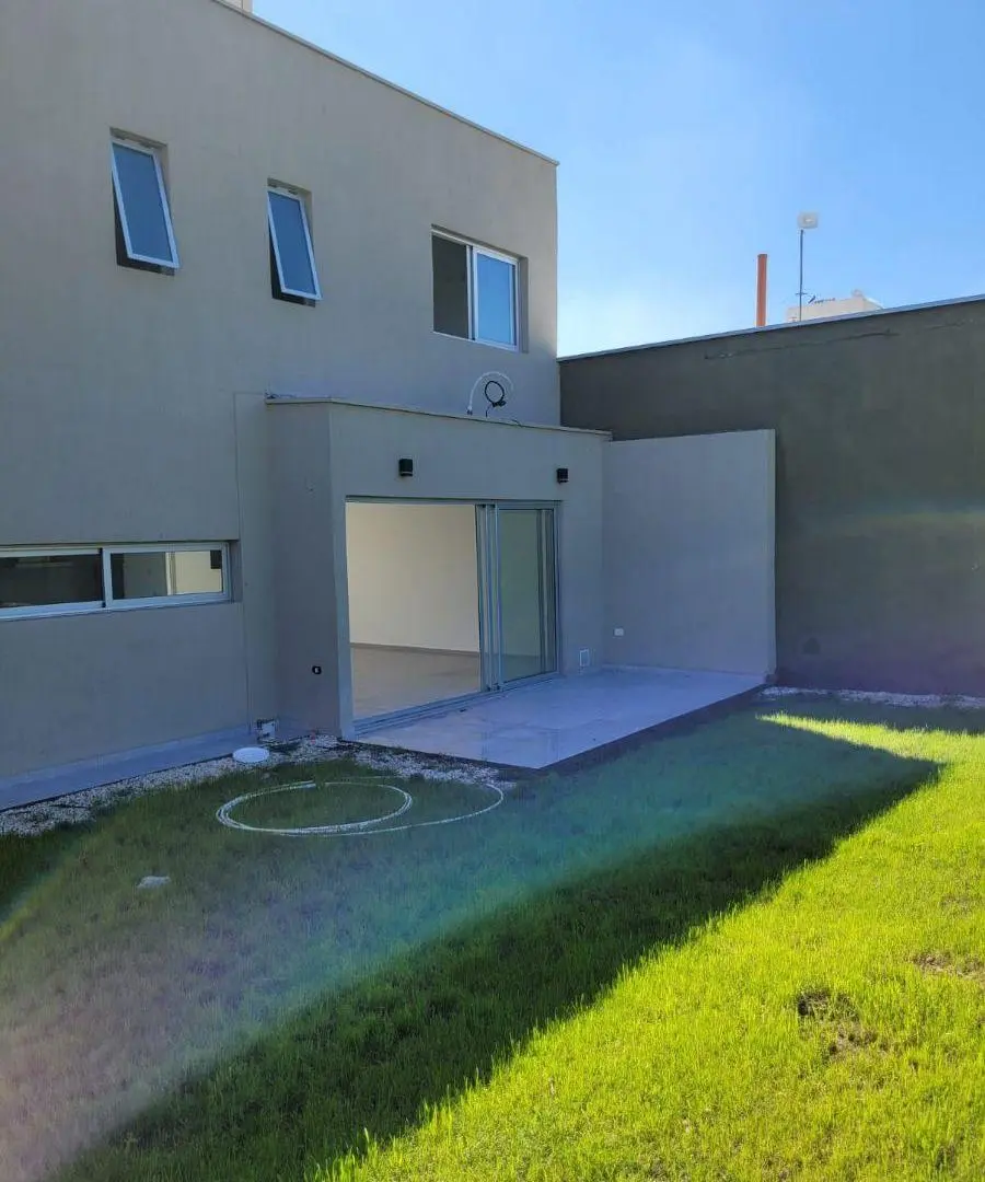 Casa a estrenar 2 plantas | 3 dorm. + suite | Barrio Cortaderas III, Guaymallén 5
