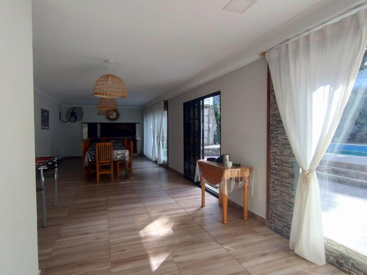 Venta Casa Quinta 5 Ambientes Parque Pileta Moreno 1