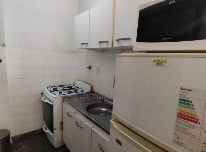 ALQUILER DEPARTAMENTO 2 AMB.IENTES  2 PISO POR ESCALERA BALVANERA 2
