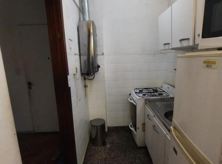 ALQUILER DEPARTAMENTO 2 AMB.IENTES  2 PISO POR ESCALERA BALVANERA 1