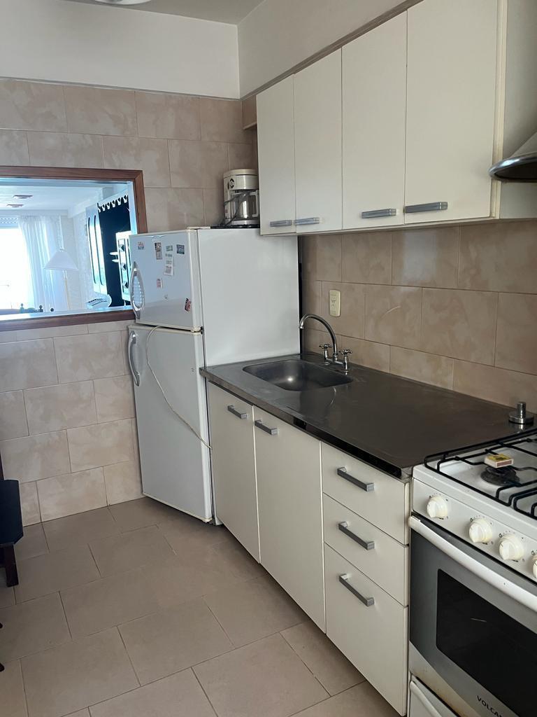 Foto de VENTA DEPARTAMENTO 3 AMBIENTES AMPLIO FRENTE VISTA LIBRE AL MAR MIRAMAR, imagen 2