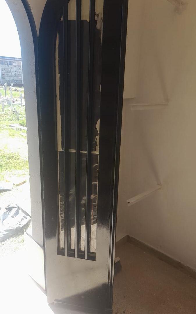 Foto de VENTA BOVEDA 12 ATAUDES FAMILIAR CEMENTERIO MUNICIPAL MORON CONSESION, imagen 5