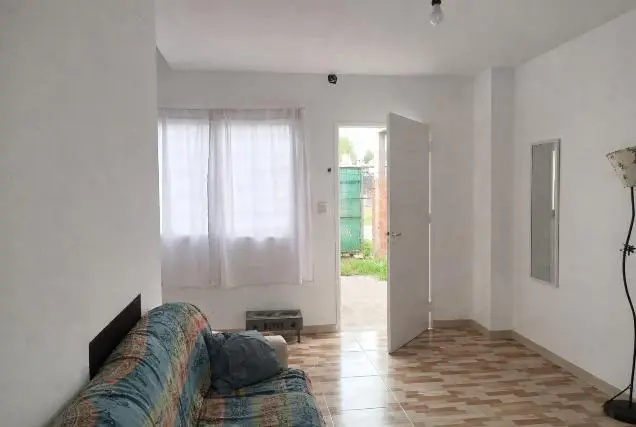 VENTA DUPLEX 3 AMBIENTES 2 PLANTAS CON PATIO Y COCHERA PILAR BARRIO SAN LUIS 3