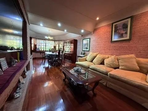 VENTA CASA / CHALET 6 AMBIENTES C/ QUINCHO, PILETA Y COCHERA EN  SAN ANDRÉS - PERMUTA Y APTO CREDITO 3