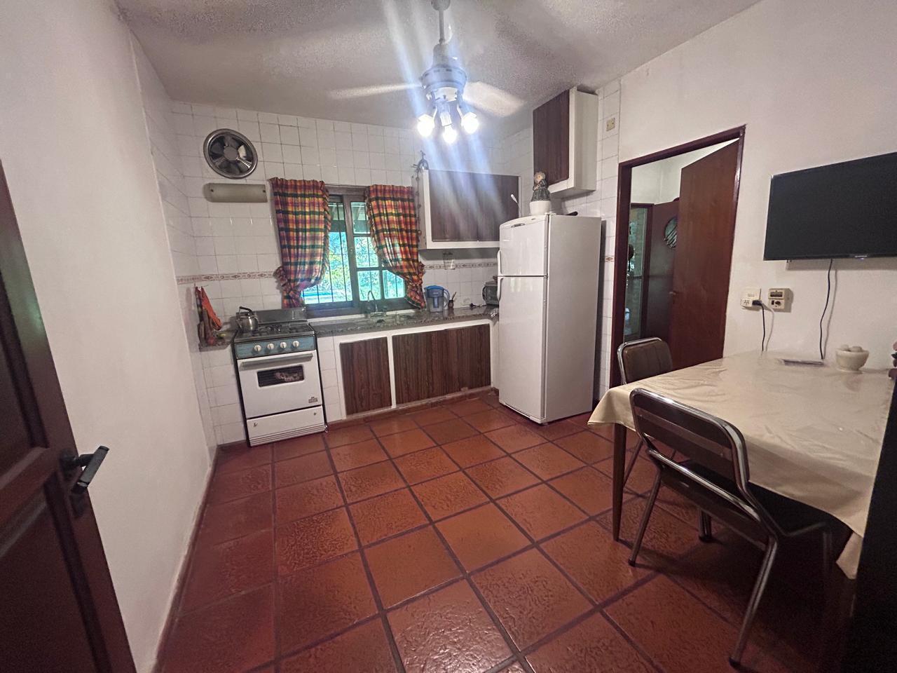 Foto de ALQUILER CASA 4 AMBIENTES RODEADA DE VEGETACIÓN CON PISCINA EN BARRIO PARQUE EL CAZADOR ESCOBAR., imagen 2