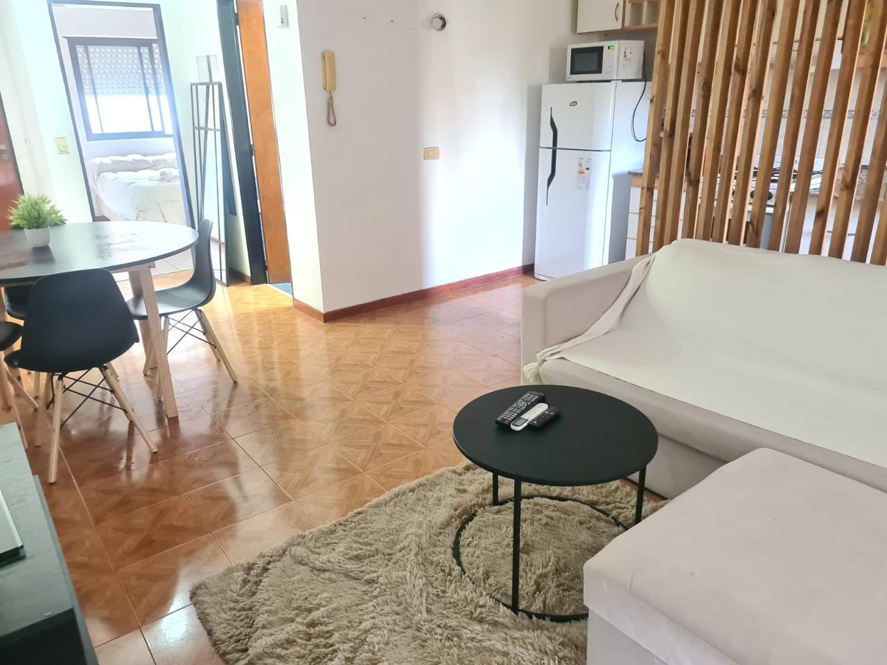 Foto de ALQUILER DEPARTAMENTO 2 AMBIENTES AMOBLADO ESCOBAR CENTRO, imagen 2