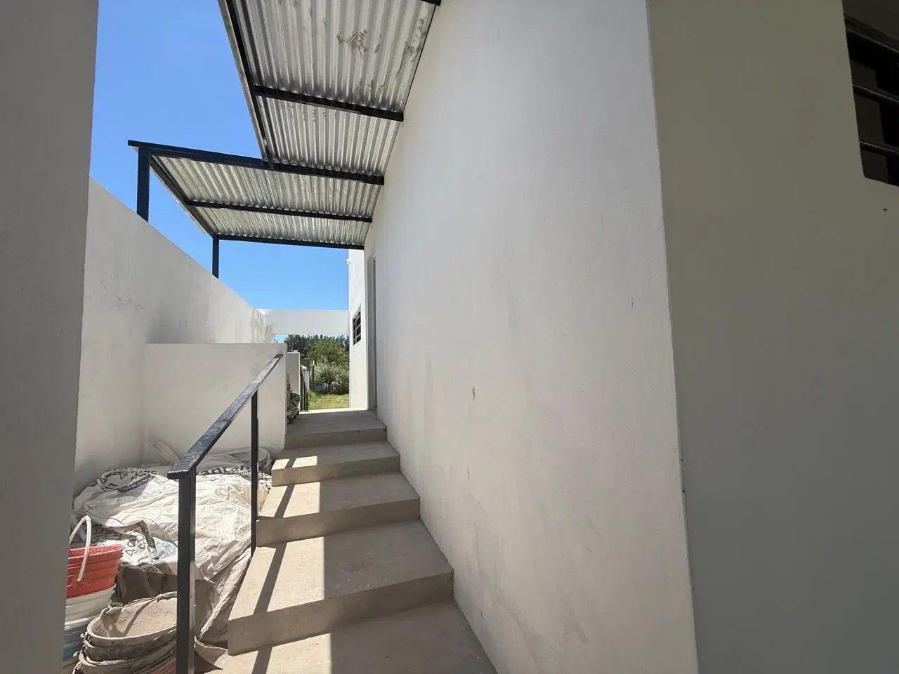 Casa en Venta La Pista Maschwitz APTA PRESTAMO HIPOTECARIO a Estrenar BARRIO ABIERTO 3 DORMITORIOS 2