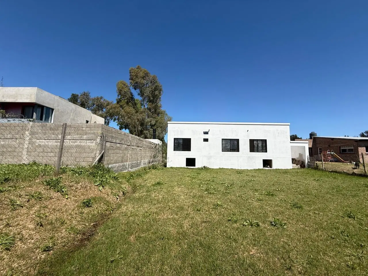 Casa en Venta La Pista Maschwitz APTA PRESTAMO HIPOTECARIO a Estrenar BARRIO ABIERTO 3 DORMITORIOS 4
