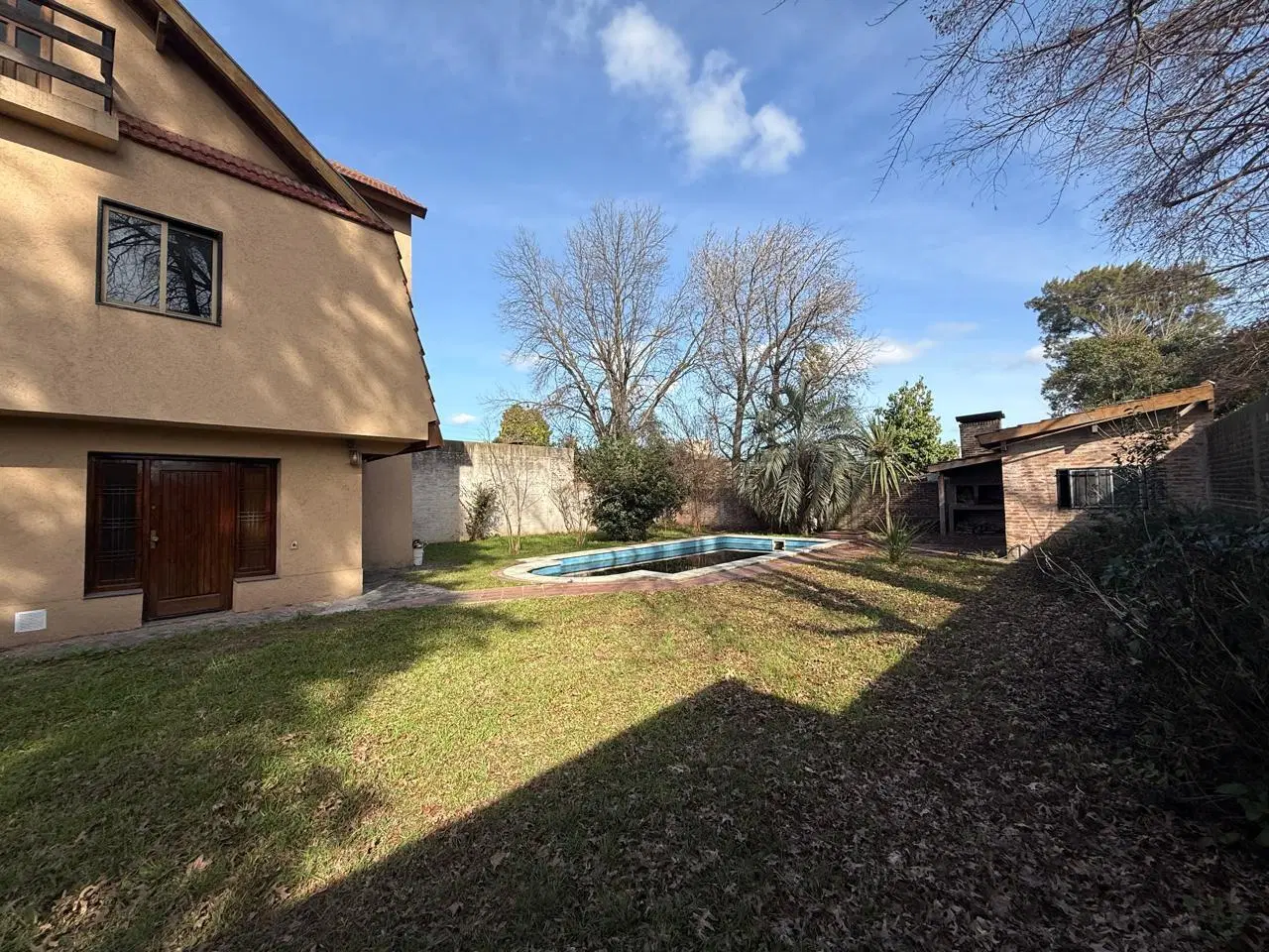 CASA EN VENTA CENTRO DE ESCOBAR INVERSOR APTA EDIFICIO - APTA CREDITO HIPOTECARIO - TOMA VEHICULO 4