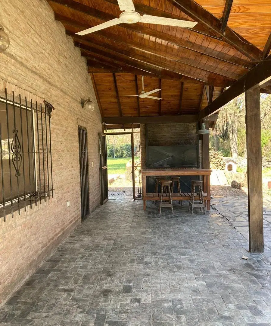 Venta CASA - Barrio El Cazador - 8 ambientes mas taller - 1900 mts de parque - FINANCIACIÓN PRIVADA 5