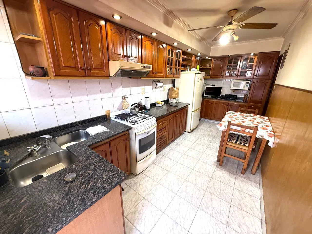 VENTA DE  CASA CON LOCAL 3 DORMITORIOS PATIO PARRILLA CERCA RUTA 25 IDEAL SUPERMERCADO VERDULERIA 5