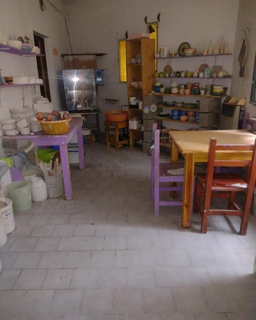 VENTA DE CASA 3 DORMITORIOS GARAGE PATIO PARRILLA  IDEAL COMERCIO  GAS APTO PRESTAMO HIPOTECARIO 2