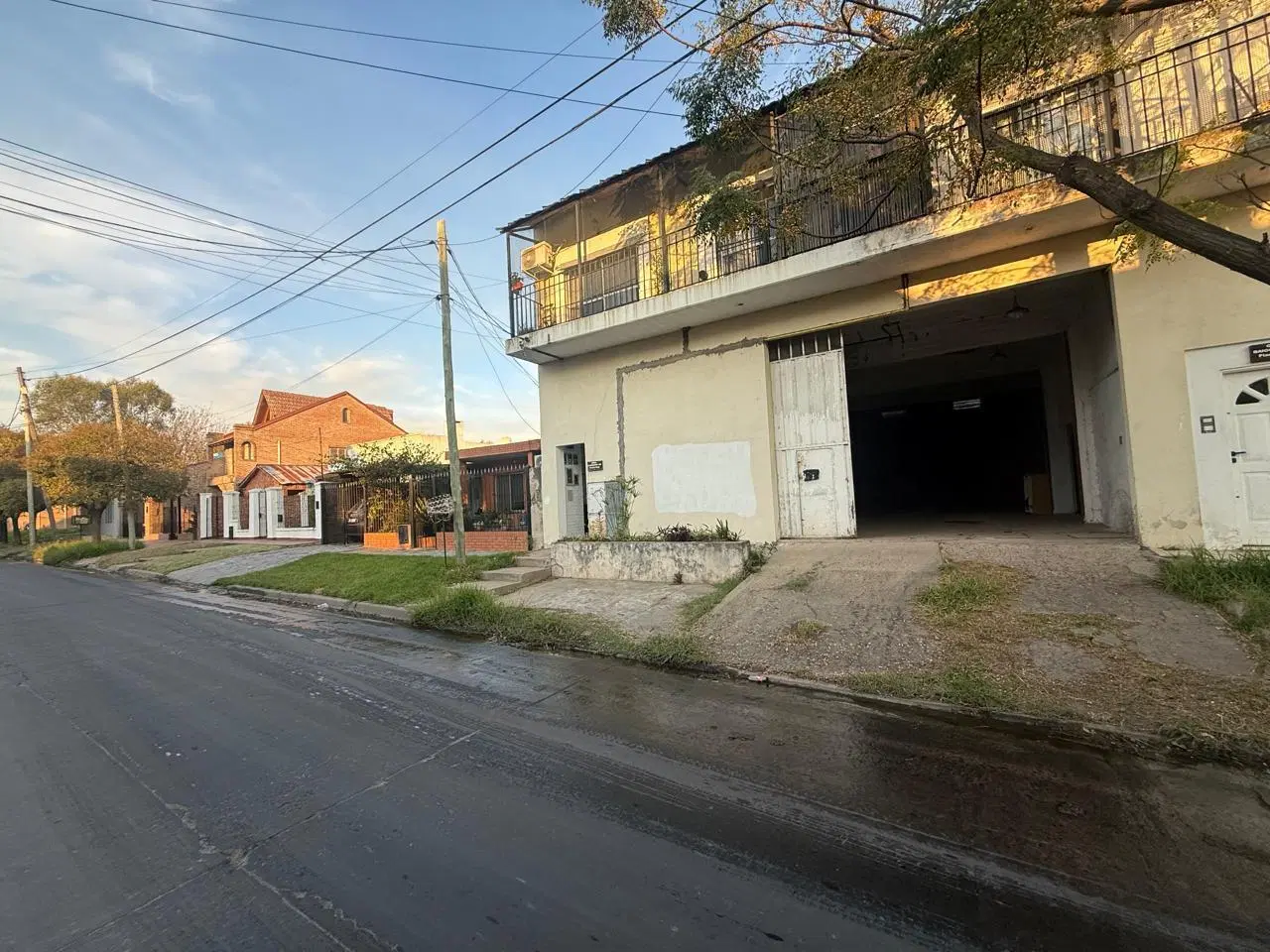 VENTA DEPOSITO - TALLER - GALPON - BELEN DE ESCOBAR - ASFALTO - CLOACA - BAÑO - OFICINA O VESTUARIO 3
