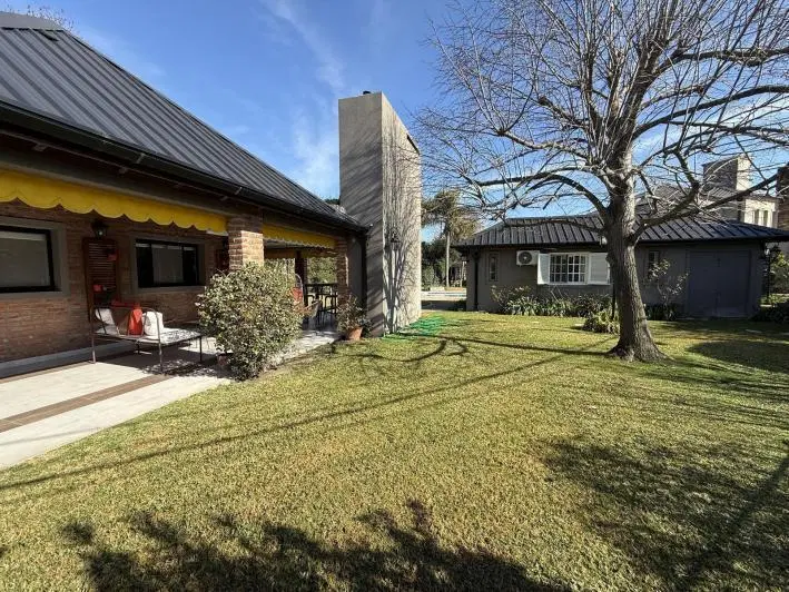 VENTA CASA CATEGORIA 5 AMBIENTES PISCINA QUINCHO - COUNTRY BANCO PROVINCIA - PERMUTA Y APTO CREDITO 8