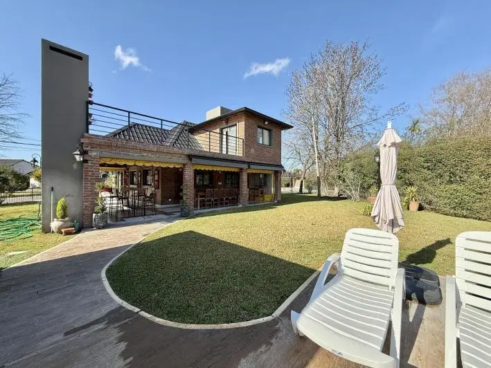 VENTA CASA CATEGORIA 5 AMBIENTES PISCINA QUINCHO - COUNTRY BANCO PROVINCIA - PERMUTA Y APTO CREDITO 4