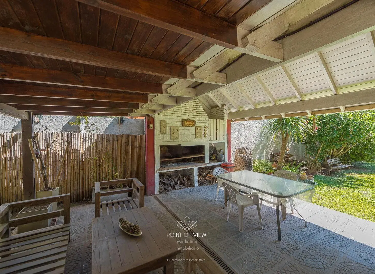 VENTA CASA 5 AMBIENTES C/ JARDÍN - PISCINA - QUINCHO Y COCHERA - PILAR - PERMUTA Y FINANCIA !! 5