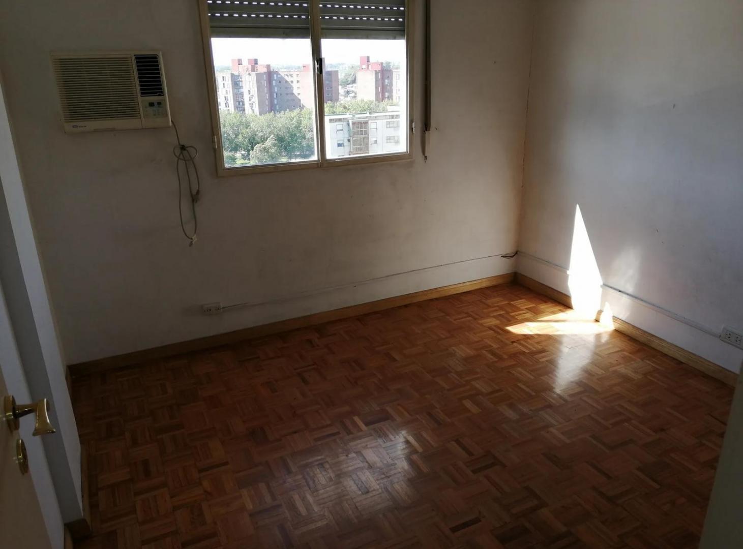 Foto de DEPARTAMENTO- VENTA- 4 AMB. FRENTE-BALCON-APTO CREDITO- VILLA LUGANO, imagen 1