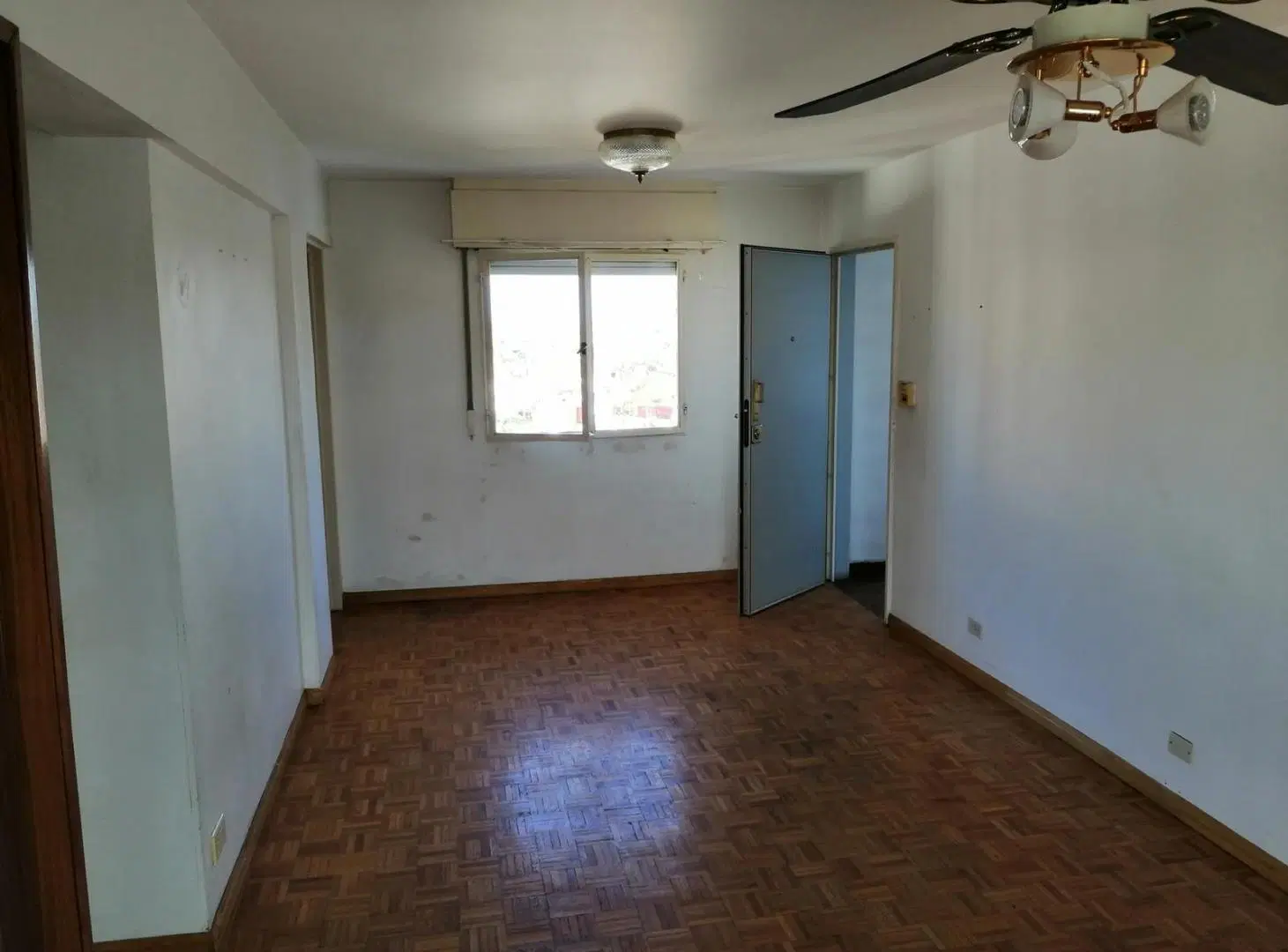 DEPARTAMENTO- VENTA- 4 AMB. FRENTE-BALCON-APTO CREDITO- VILLA LUGANO- CABA 3
