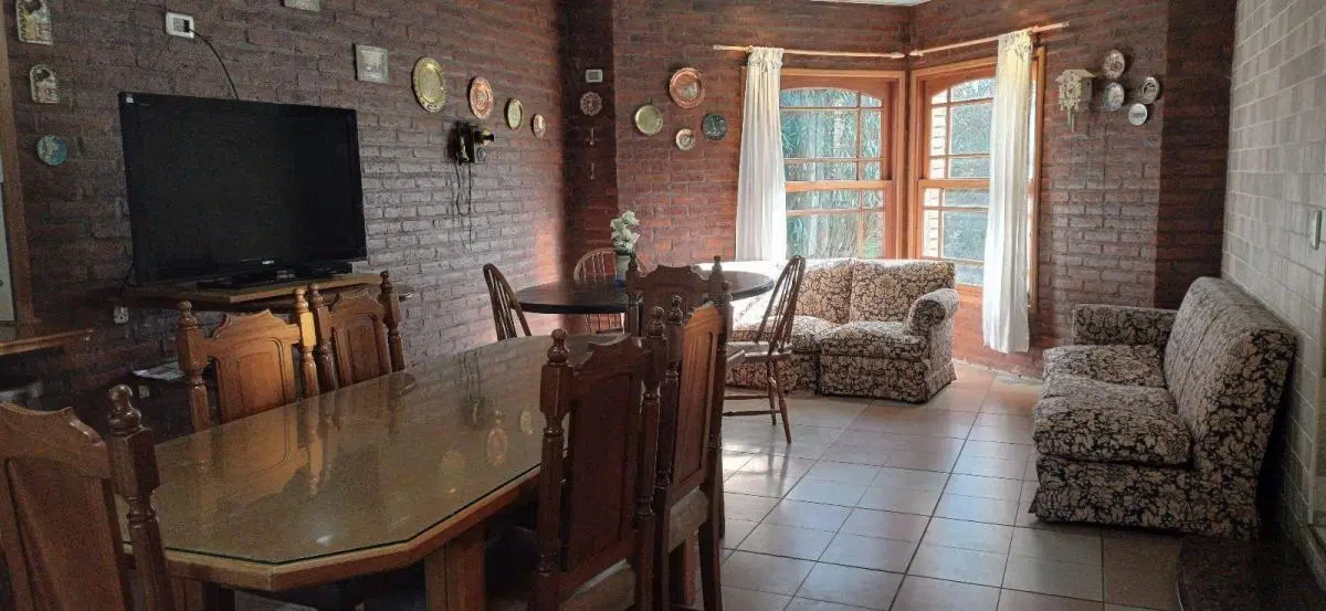 VENTA CASA 5 AMBIENTES CON JARDIN  - BARRIO PRIVADO LA CASUALIDAD PILAR - PERMUTA - APTO CREDITO !! 2