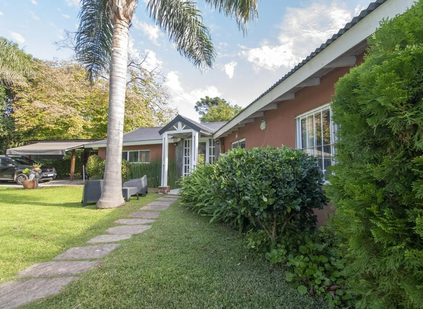 VENTA -CASA 3 AMB - PISCINA - QUINCHO - PARQUE - APTO CREDITO - BARRIO ALTAVISTA - ESCOBAR - PERMUTA 3